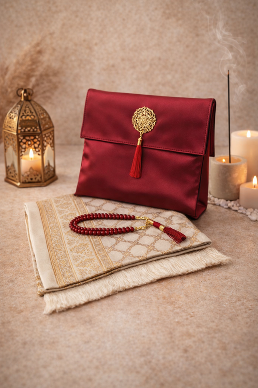 Tapis de prière bordeaux transportable avec pochette satin et tasbih – ensemble cadeau musulman