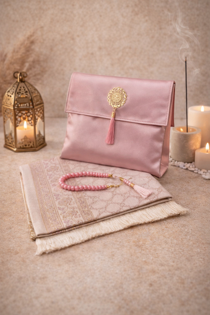 Tapis de prière rose transportable avec tasbih assorti et pochette satin – ensemble féminin